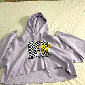 MTV purple sweatshirt, size medium.